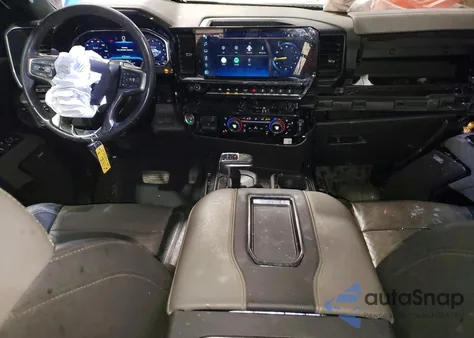 2022 Chevrolet Silverado K1500 Zr2 z USA, uszkodzony, nr VIN 3GCUDHEL0NG589562